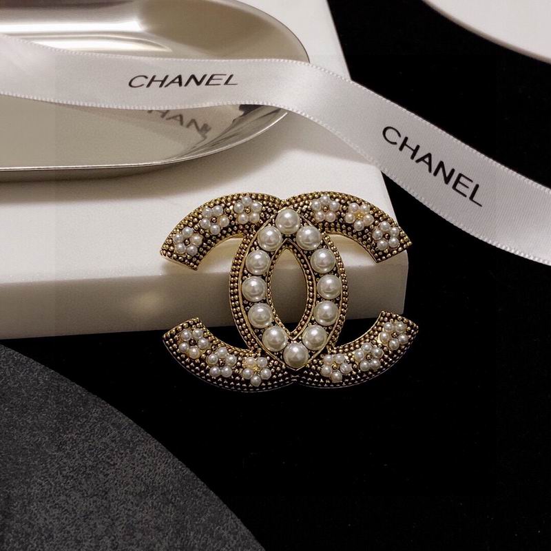 Chanel Brooch 1lyx10 (6)